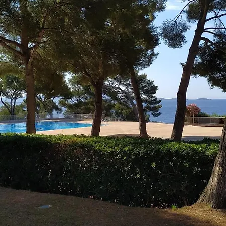 Apartmán Cadre Exceptionnel - Appt Classe 3 Entierement Climatise - Mer-piscine-tennis Bandol