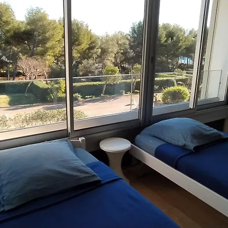 Apartment Cadre Exceptionnel - Appt Classe 3 Entierement Climatise - Mer-piscine-tennis